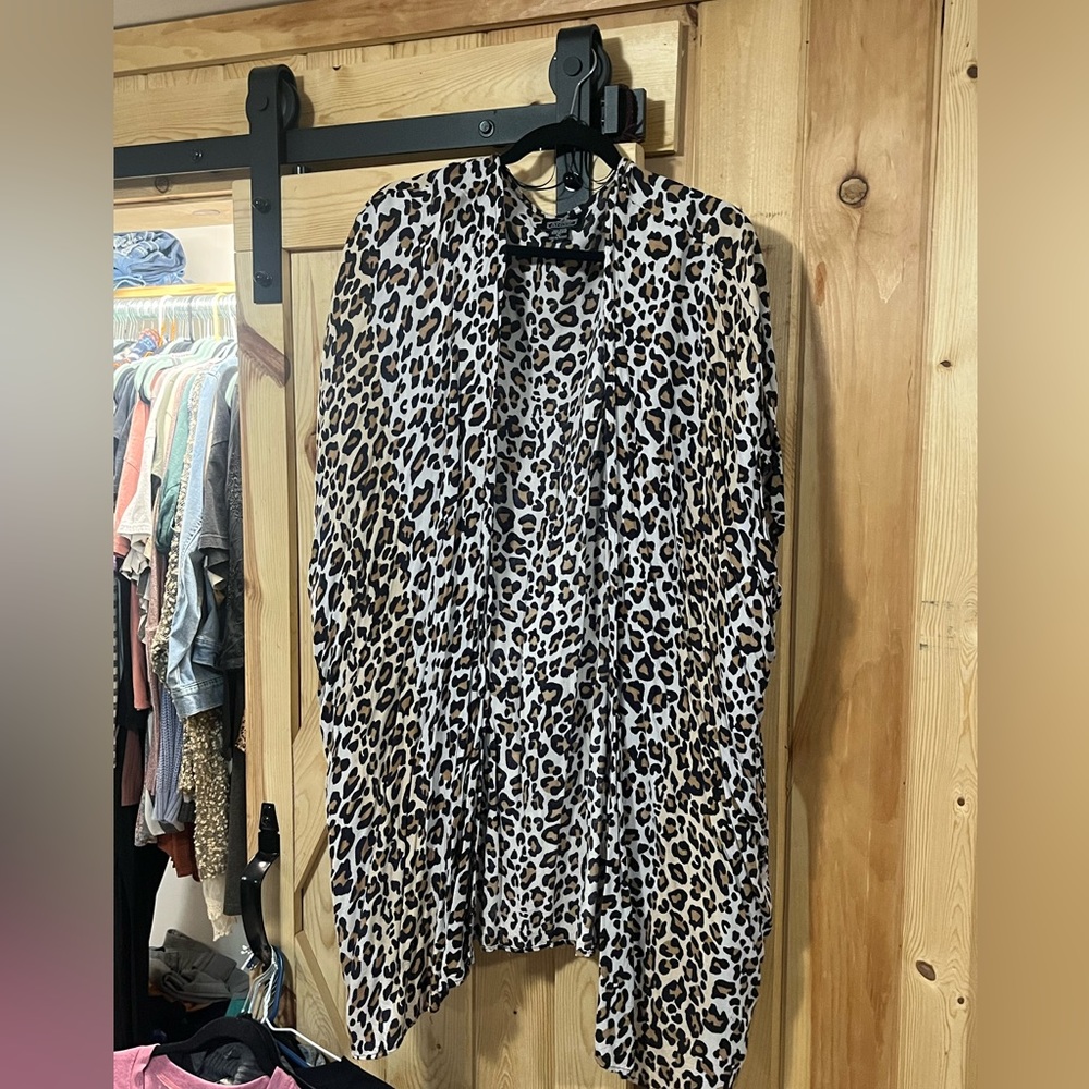Cheetah Short Sleeve Cardigan
